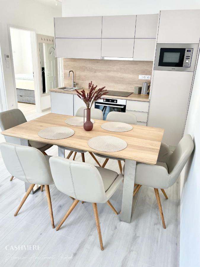 Cashmere Premium Apartment Siofok Luaran gambar